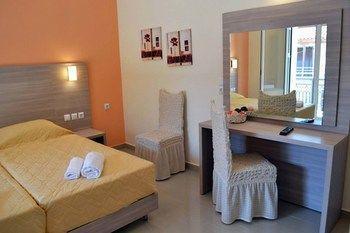 Nadias Hotel